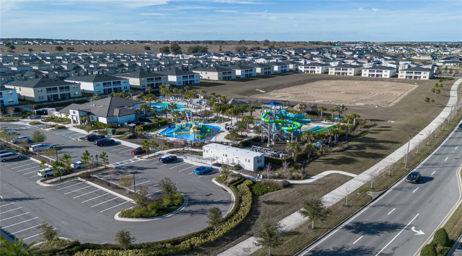 DAVENPORT, Florida 33896, 8 Bedrooms Bedrooms, ,5 BathroomsBathrooms,Residential,For Sale,SOMMERSET HILLS,0,MFRO6384809