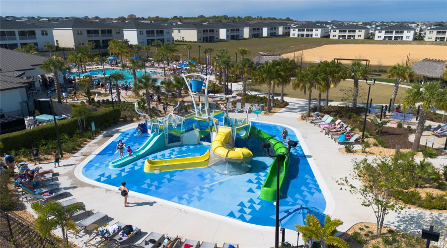 DAVENPORT, Florida 33896, 8 Bedrooms Bedrooms, ,5 BathroomsBathrooms,Residential,For Sale,SOMMERSET HILLS,0,MFRO6384809