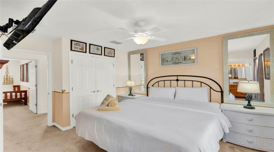 KISSIMMEE, Florida 34747, 3 Bedrooms Bedrooms, ,2 BathroomsBathrooms,Residential,For Sale,YELLOW LANTANA,0,MFRO6282664