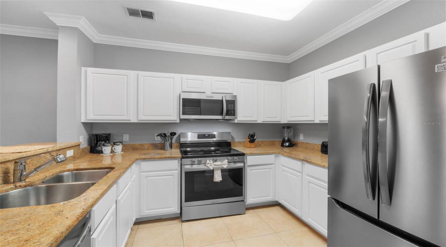 DAVENPORT, Florida 33896, 2 Bedrooms Bedrooms, ,2 BathroomsBathrooms,Residential,For Sale,TUSCAN,0,MFRO6328531