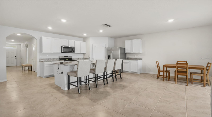 DAVENPORT, Florida 33837, 4 Bedrooms Bedrooms, ,2 BathroomsBathrooms,Residential,For Sale,BROOKLET,0,MFRO6384294