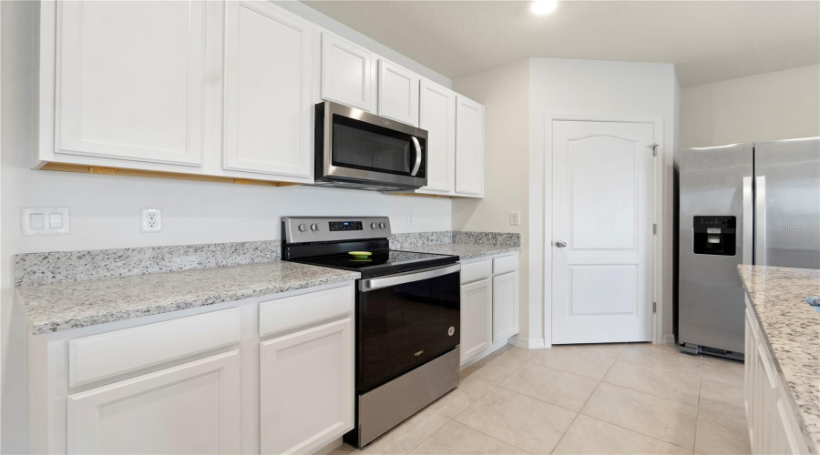 DAVENPORT, Florida 33837, 4 Bedrooms Bedrooms, ,2 BathroomsBathrooms,Residential,For Sale,BROOKLET,0,MFRO6384294