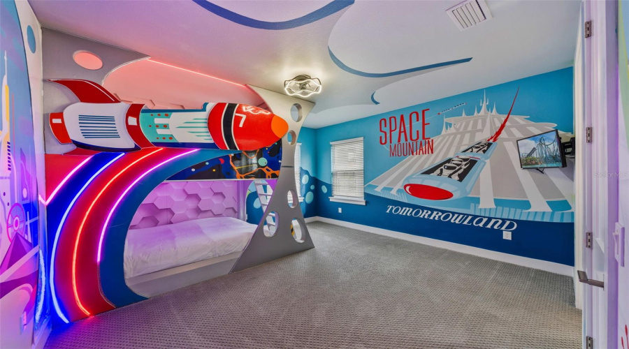 REUNION, Florida 34747, 6 Bedrooms Bedrooms, ,5 BathroomsBathrooms,Residential,For Sale,GATHERING,0,MFRO6385295