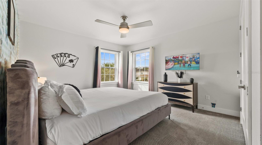 REUNION, Florida 34747, 6 Bedrooms Bedrooms, ,5 BathroomsBathrooms,Residential,For Sale,GATHERING,0,MFRO6385295