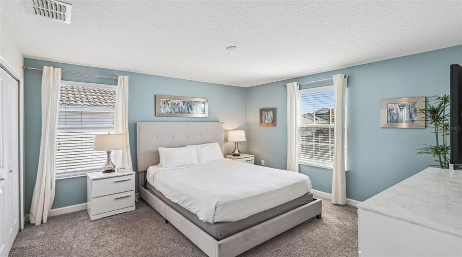 DAVENPORT, Florida 33896, 9 Bedrooms Bedrooms, ,5 BathroomsBathrooms,Residential,For Sale,STINGER,0,MFRS5144582