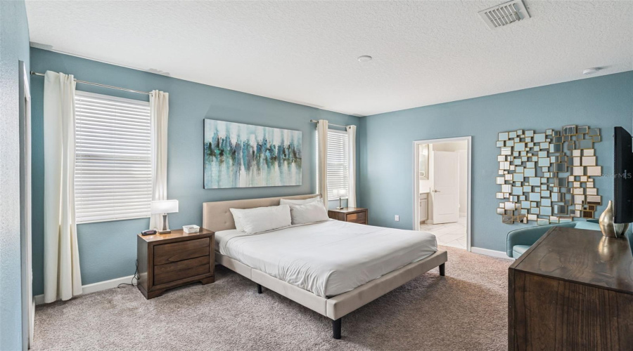 DAVENPORT, Florida 33896, 9 Bedrooms Bedrooms, ,5 BathroomsBathrooms,Residential,For Sale,STINGER,0,MFRS5144582