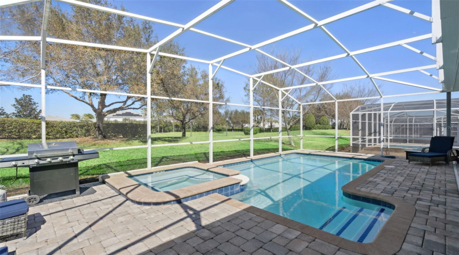 DAVENPORT, Florida 33896, 9 Bedrooms Bedrooms, ,5 BathroomsBathrooms,Residential,For Sale,STINGER,0,MFRS5144582