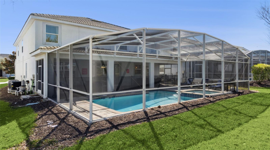 DAVENPORT, Florida 33896, 9 Bedrooms Bedrooms, ,5 BathroomsBathrooms,Residential,For Sale,STINGER,0,MFRS5144582