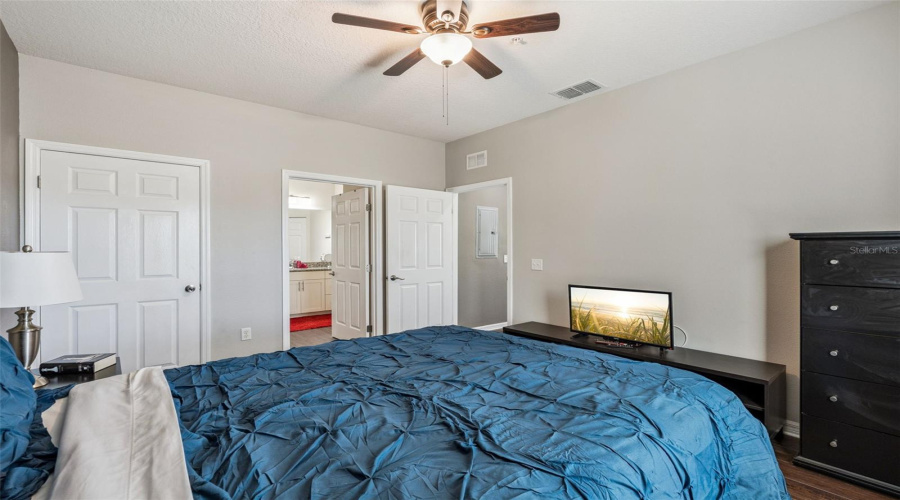 KISSIMMEE, Florida 34747, 4 Bedrooms Bedrooms, ,3 BathroomsBathrooms,Residential,For Sale,WISH,0,MFRO6385789