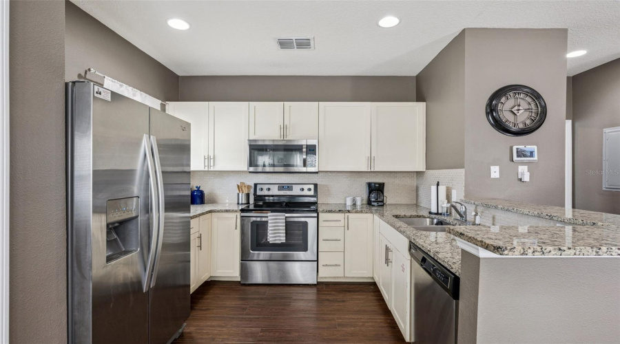 KISSIMMEE, Florida 34747, 4 Bedrooms Bedrooms, ,3 BathroomsBathrooms,Residential,For Sale,WISH,0,MFRO6385789