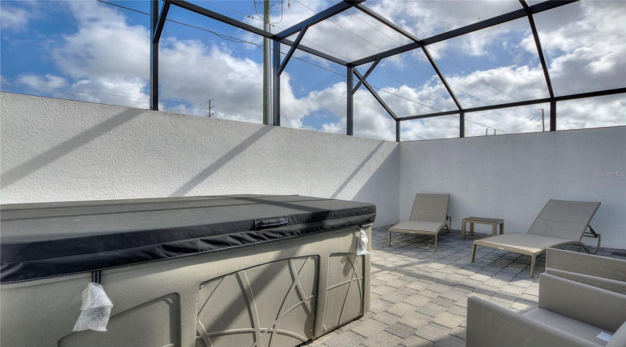 DAVENPORT, Florida 33896, 3 Bedrooms Bedrooms, ,2 BathroomsBathrooms,Residential,For Sale,TRIKOMO,0,MFRO6385848