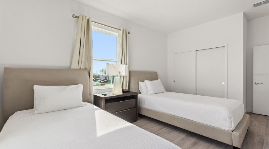 DAVENPORT, Florida 33896, 3 Bedrooms Bedrooms, ,2 BathroomsBathrooms,Residential,For Sale,TRIKOMO,0,MFRO6385848