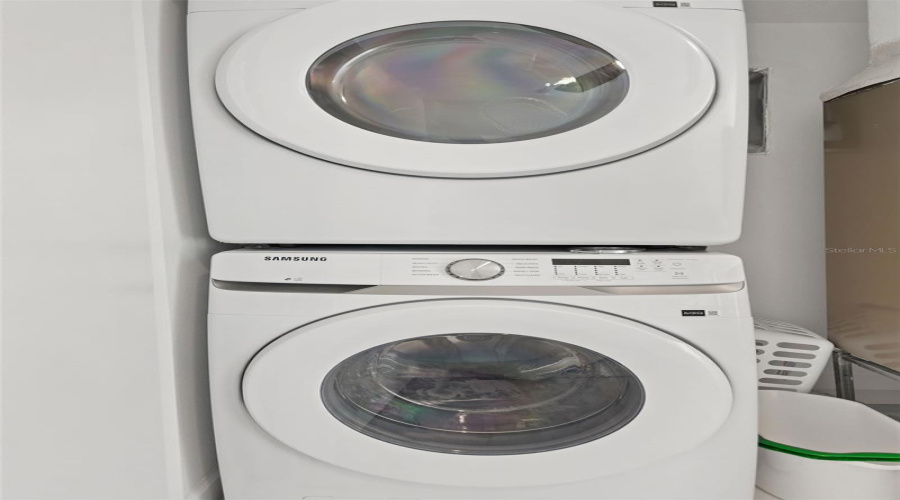 DAVENPORT, Florida 33896, 3 Bedrooms Bedrooms, ,2 BathroomsBathrooms,Residential,For Sale,TRIKOMO,0,MFRO6385848