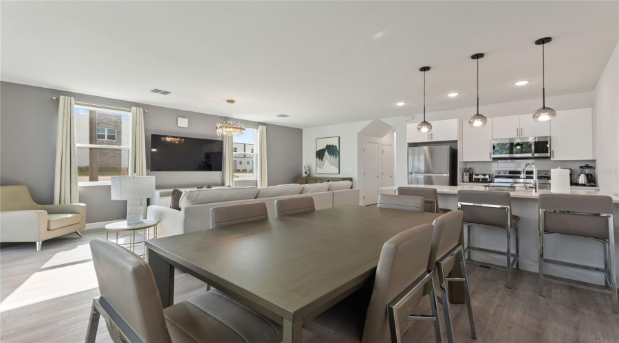 DAVENPORT, Florida 33896, 3 Bedrooms Bedrooms, ,2 BathroomsBathrooms,Residential,For Sale,TRIKOMO,0,MFRO6385848