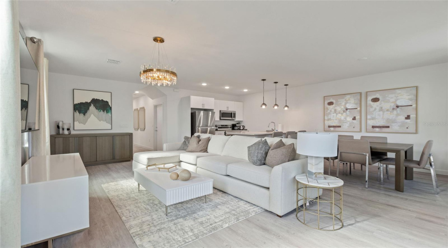 DAVENPORT, Florida 33896, 3 Bedrooms Bedrooms, ,2 BathroomsBathrooms,Residential,For Sale,TRIKOMO,0,MFRO6385848