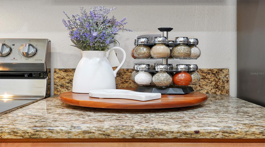 KISSIMMEE, Florida 34747, 5 Bedrooms Bedrooms, ,4 BathroomsBathrooms,Residential,For Sale,CALIFORNIA PALM,0,MFRO6385662