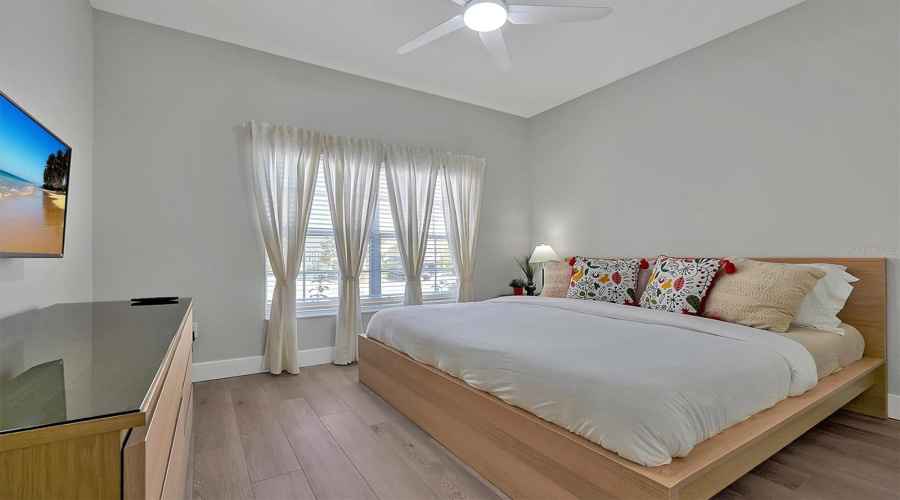 KISSIMMEE, Florida 34747, 5 Bedrooms Bedrooms, ,4 BathroomsBathrooms,Residential,For Sale,CALIFORNIA PALM,0,MFRO6385662