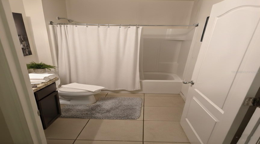 DAVENPORT, Florida 33896, 4 Bedrooms Bedrooms, ,2 BathroomsBathrooms,Residential,For Sale,MARABOU,0,MFRTB8479814