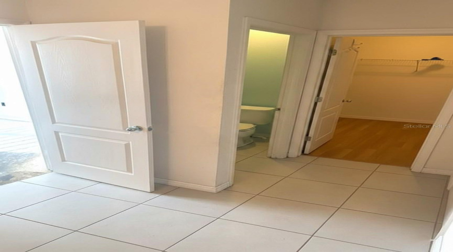 DAVENPORT, Florida 33896, 4 Bedrooms Bedrooms, ,2 BathroomsBathrooms,Residential,For Sale,MARABOU,0,MFRTB8479814