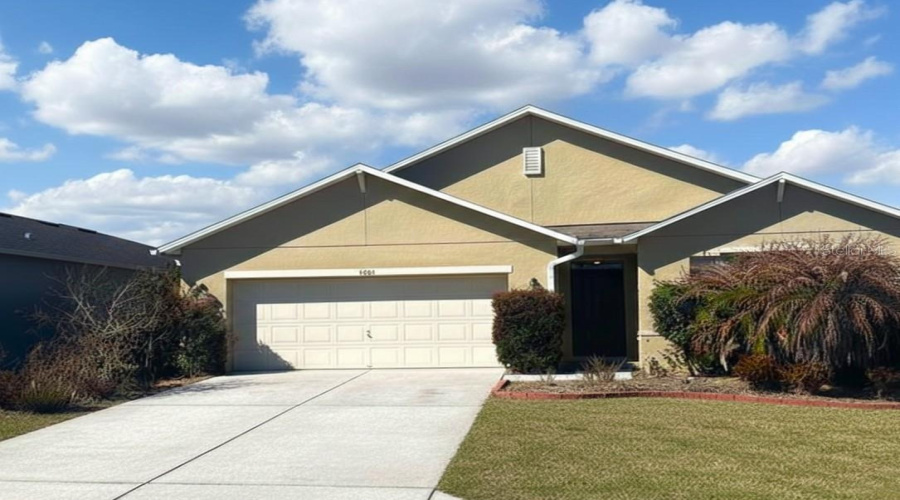 DAVENPORT, Florida 33896, 4 Bedrooms Bedrooms, ,2 BathroomsBathrooms,Residential,For Sale,MARABOU,0,MFRTB8479814