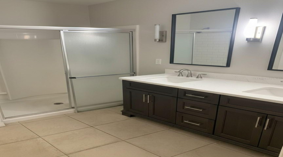 DAVENPORT, Florida 33896, 4 Bedrooms Bedrooms, ,2 BathroomsBathrooms,Residential,For Sale,MARABOU,0,MFRTB8479814