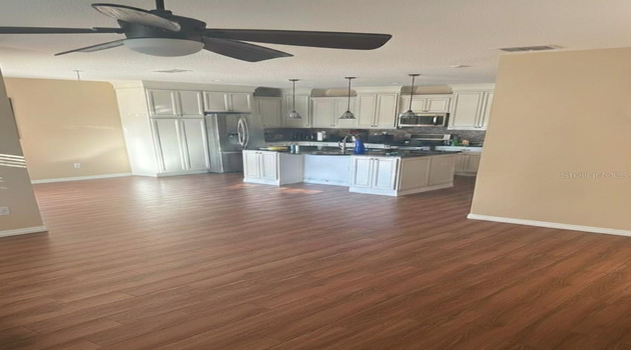 DAVENPORT, Florida 33896, 4 Bedrooms Bedrooms, ,2 BathroomsBathrooms,Residential,For Sale,MARABOU,0,MFRTB8479814