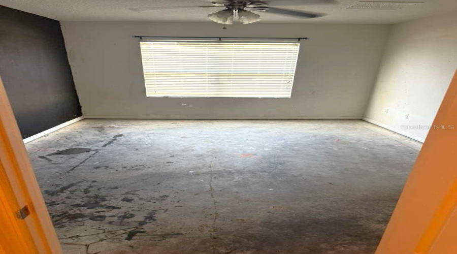 DAVENPORT, Florida 33896, 4 Bedrooms Bedrooms, ,2 BathroomsBathrooms,Residential,For Sale,MARABOU,0,MFRTB8479814