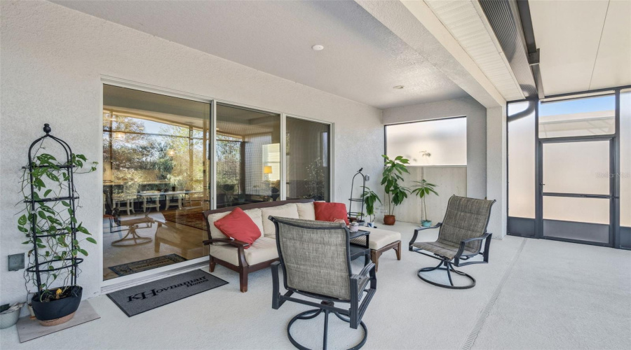 KISSIMMEE, Florida 34747, 3 Bedrooms Bedrooms, ,3 BathroomsBathrooms,Residential,For Sale,LIMESTONE,0,MFRO6385021