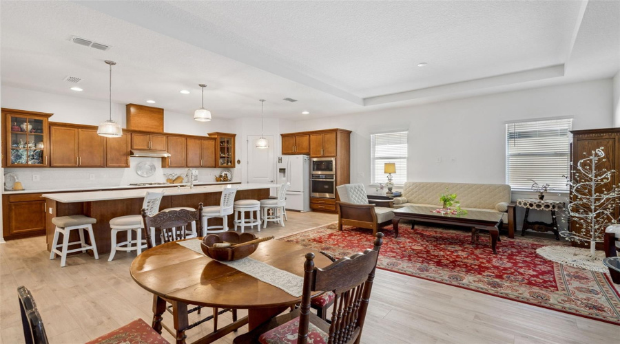 KISSIMMEE, Florida 34747, 3 Bedrooms Bedrooms, ,3 BathroomsBathrooms,Residential,For Sale,LIMESTONE,0,MFRO6385021