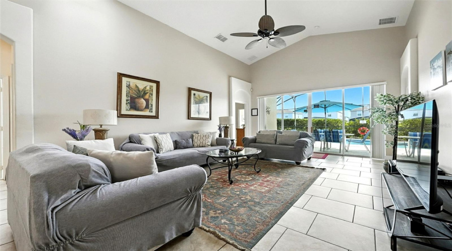 DAVENPORT, Florida 33897, 5 Bedrooms Bedrooms, ,4 BathroomsBathrooms,Residential,For Sale,TUSCAN HILLS,0,MFRS5134240