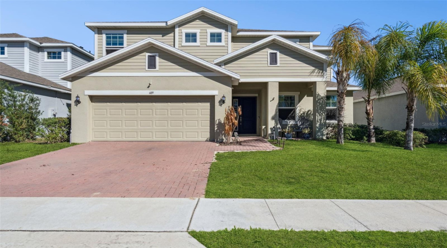 DAVENPORT, Florida 33837, 5 Bedrooms Bedrooms, ,4 BathroomsBathrooms,Residential,For Sale,FORTUNA,0,MFRO6384784