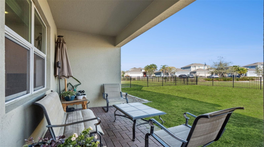 DAVENPORT, Florida 33837, 5 Bedrooms Bedrooms, ,4 BathroomsBathrooms,Residential,For Sale,FORTUNA,0,MFRO6384784