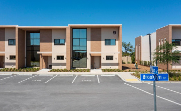 KISSIMMEE, Florida 34747, 4 Bedrooms Bedrooms, ,4 BathroomsBathrooms,Residential,For Sale,BROOKLYN,0,MFRO6380967