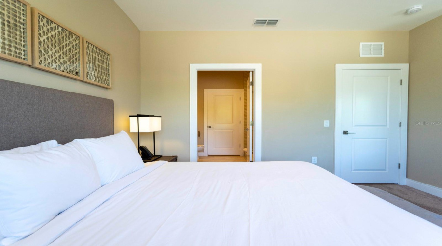 KISSIMMEE, Florida 34747, 4 Bedrooms Bedrooms, ,4 BathroomsBathrooms,Residential,For Sale,BROOKLYN,0,MFRO6380967