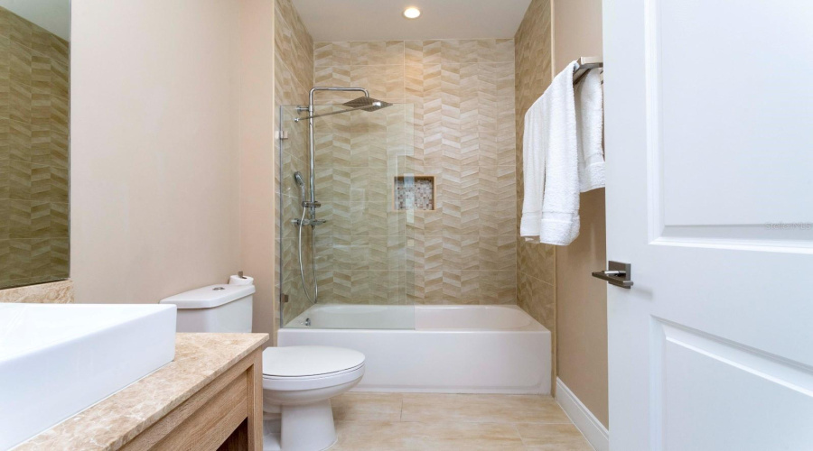 KISSIMMEE, Florida 34747, 4 Bedrooms Bedrooms, ,4 BathroomsBathrooms,Residential,For Sale,BROOKLYN,0,MFRO6380967