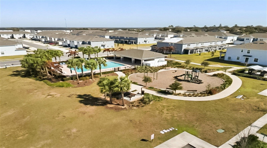 DAVENPORT, Florida 33896, 5 Bedrooms Bedrooms, ,3 BathroomsBathrooms,Residential,For Sale,LOVELY,0,MFRO6384854