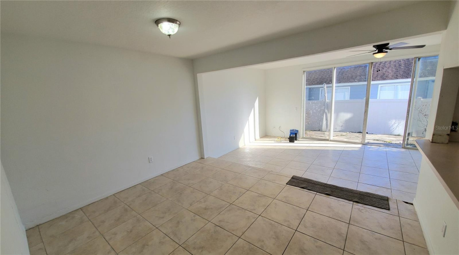 DAVENPORT, Florida 33897, 4 Bedrooms Bedrooms, ,3 BathroomsBathrooms,Residential,For Sale,MANGO,0,MFRG5108797