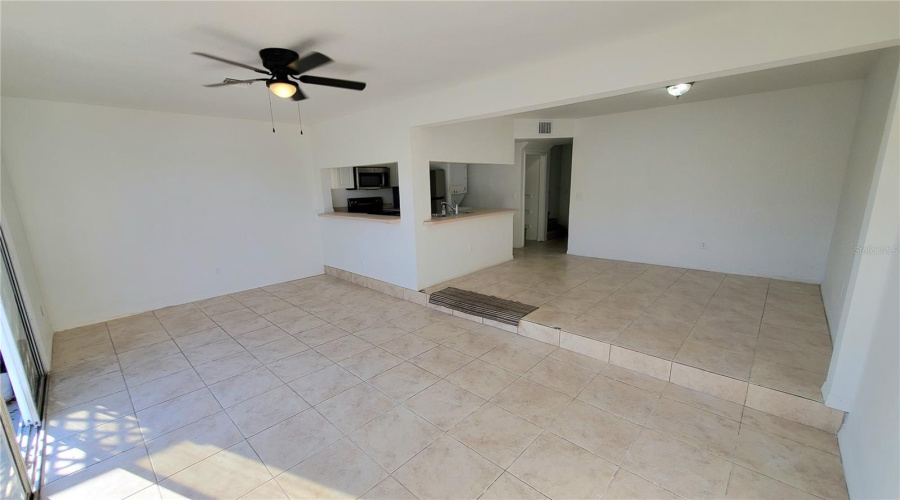 DAVENPORT, Florida 33897, 4 Bedrooms Bedrooms, ,3 BathroomsBathrooms,Residential,For Sale,MANGO,0,MFRG5108797