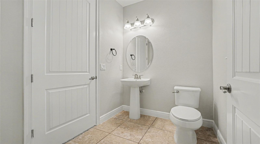 KISSIMMEE, Florida 34747, 5 Bedrooms Bedrooms, ,4 BathroomsBathrooms,Residential,For Sale,MINTON,0,MFRO6385896