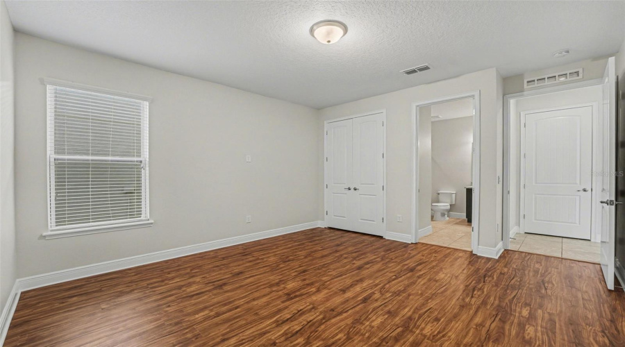 KISSIMMEE, Florida 34747, 5 Bedrooms Bedrooms, ,4 BathroomsBathrooms,Residential,For Sale,MINTON,0,MFRO6385896