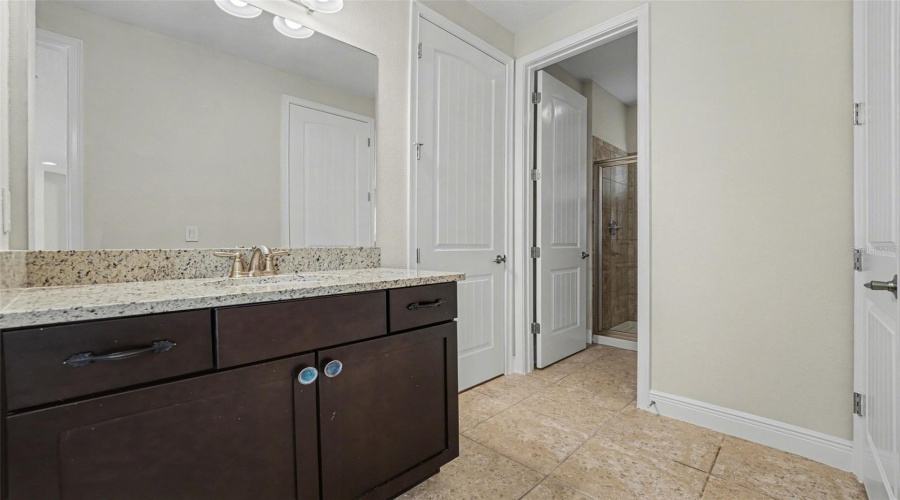 KISSIMMEE, Florida 34747, 5 Bedrooms Bedrooms, ,4 BathroomsBathrooms,Residential,For Sale,MINTON,0,MFRO6385896