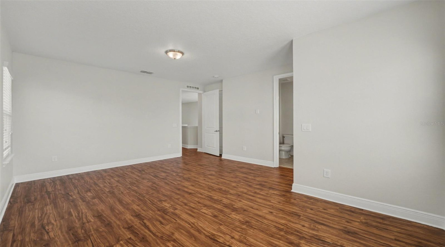 KISSIMMEE, Florida 34747, 5 Bedrooms Bedrooms, ,4 BathroomsBathrooms,Residential,For Sale,MINTON,0,MFRO6385896