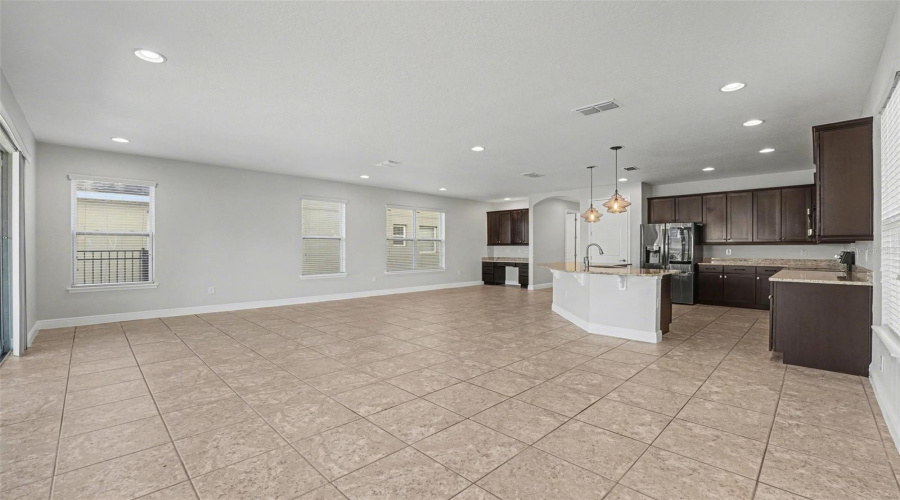 KISSIMMEE, Florida 34747, 5 Bedrooms Bedrooms, ,4 BathroomsBathrooms,Residential,For Sale,MINTON,0,MFRO6385896