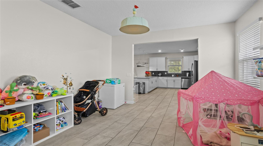 KISSIMMEE, Florida 34746, 6 Bedrooms Bedrooms, ,6 BathroomsBathrooms,Residential,For Sale,TARGET,0,MFRO6342138