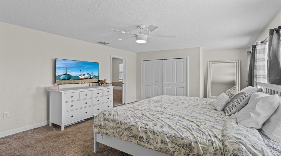 KISSIMMEE, Florida 34746, 6 Bedrooms Bedrooms, ,6 BathroomsBathrooms,Residential,For Sale,TARGET,0,MFRO6342138