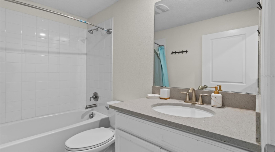 KISSIMMEE, Florida 34746, 6 Bedrooms Bedrooms, ,6 BathroomsBathrooms,Residential,For Sale,TARGET,0,MFRO6342138