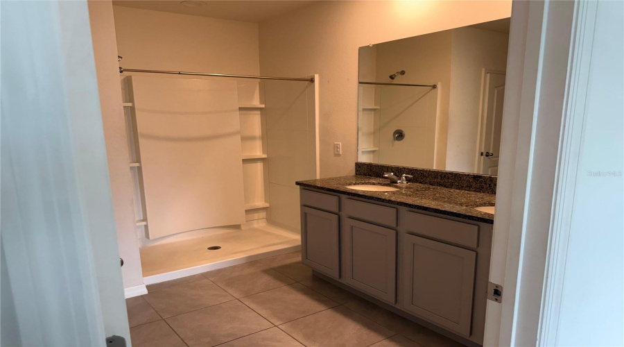 DAVENPORT, Florida 33837, 4 Bedrooms Bedrooms, ,2 BathroomsBathrooms,Residential,For Sale,NICKEN,0,MFRS5144717