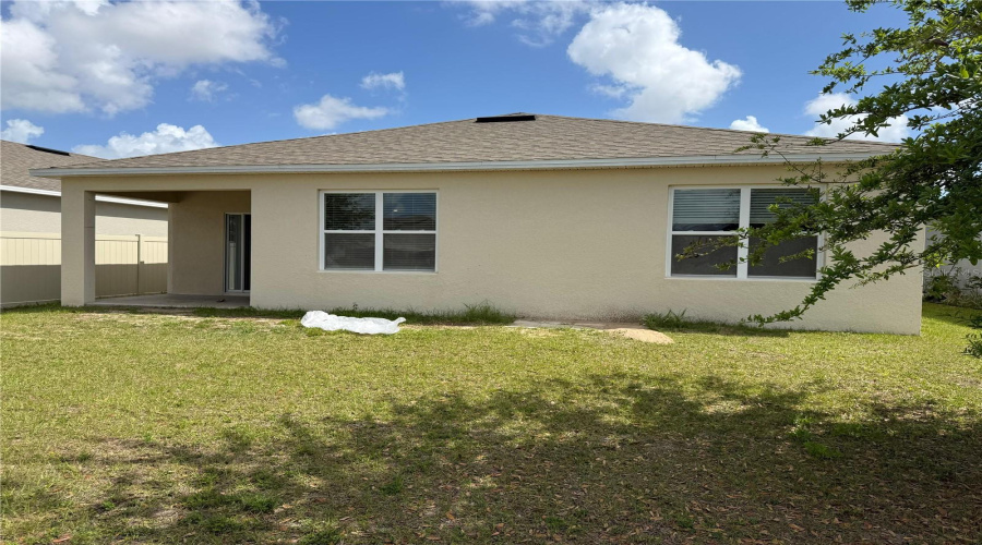 DAVENPORT, Florida 33837, 4 Bedrooms Bedrooms, ,2 BathroomsBathrooms,Residential,For Sale,NICKEN,0,MFRS5144717