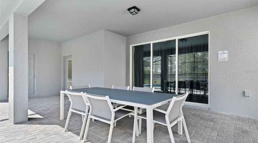 DAVENPORT, Florida 33897, 6 Bedrooms Bedrooms, ,4 BathroomsBathrooms,Residential,For Sale,KAIPO,0,MFRO6385800