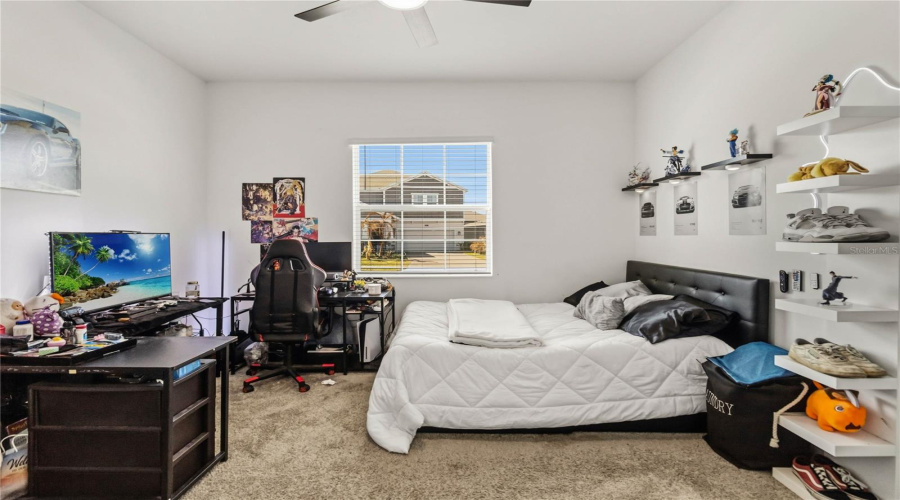 DAVENPORT, Florida 33837, 4 Bedrooms Bedrooms, ,3 BathroomsBathrooms,Residential,For Sale,EASTMINSTER,0,MFRO6383134